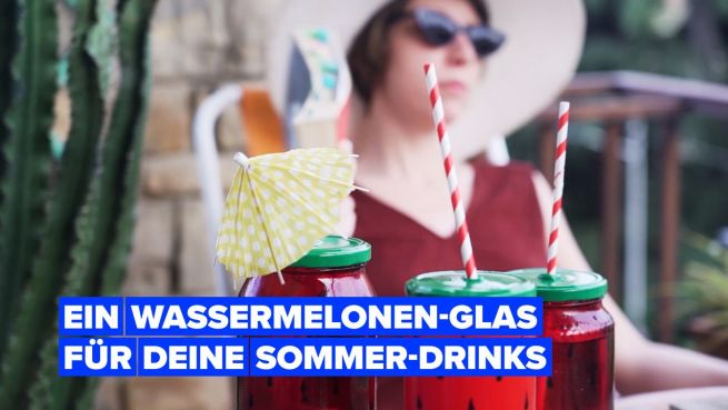 go to Ein Wassermelonen-Einmachglas für deine Sommer-Drinks